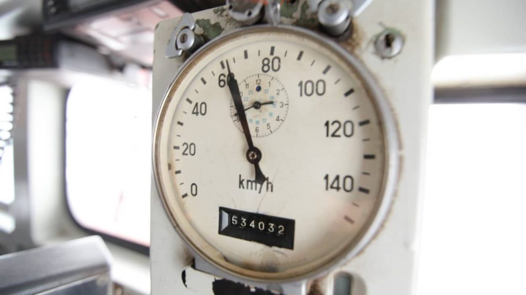 compteur vitesse train Trans Asia Express