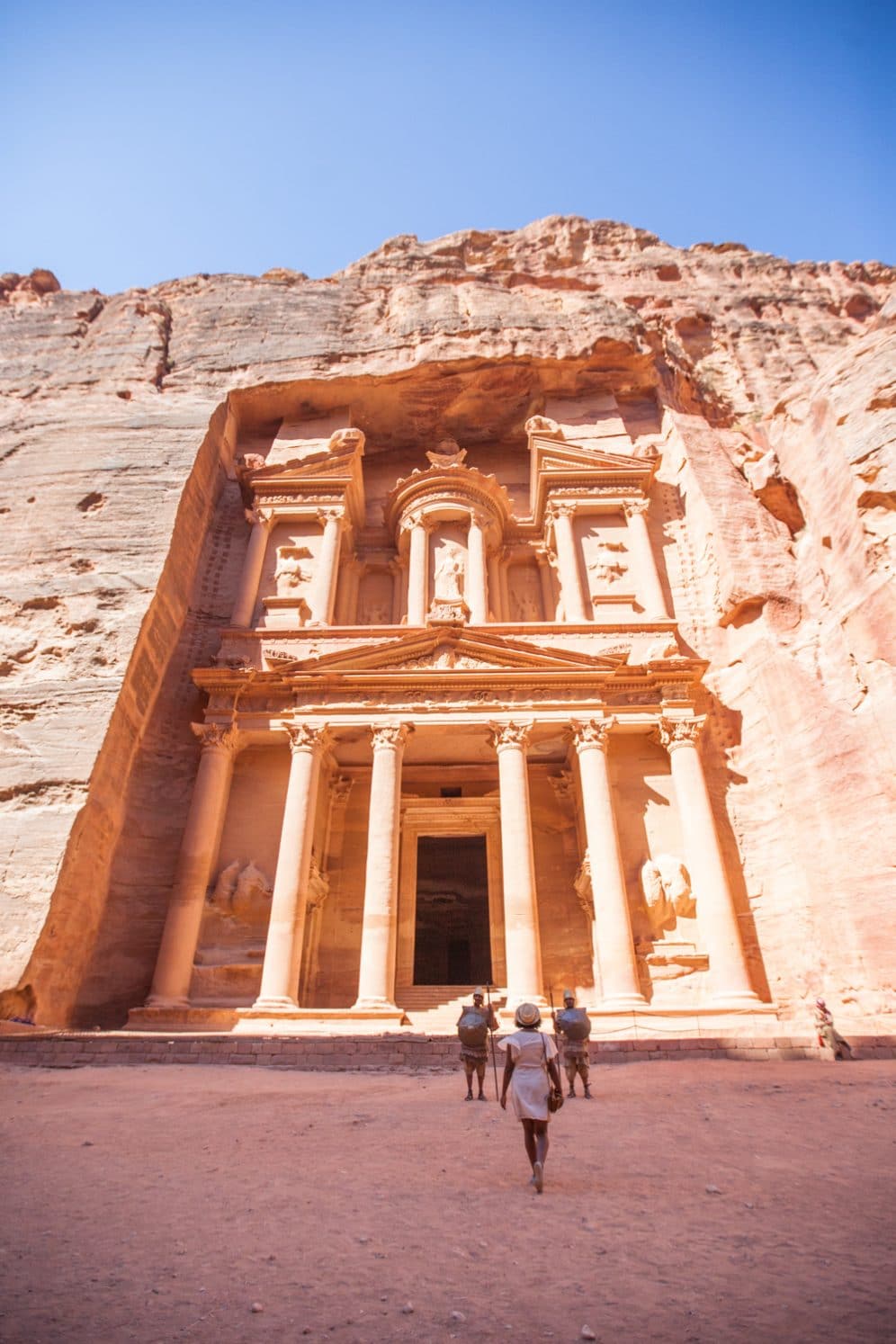 petra porte du tresor gardes