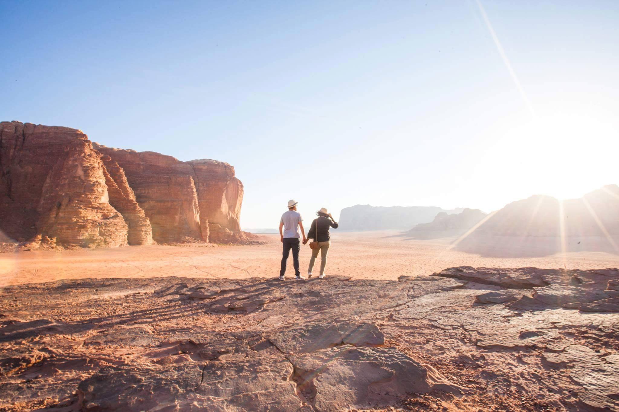 clo et clem desert couple jordanie wadi rum